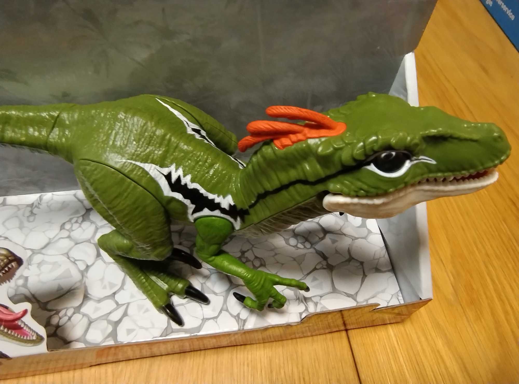 Figurka interaktywna Dino Action seria 1 Raptor