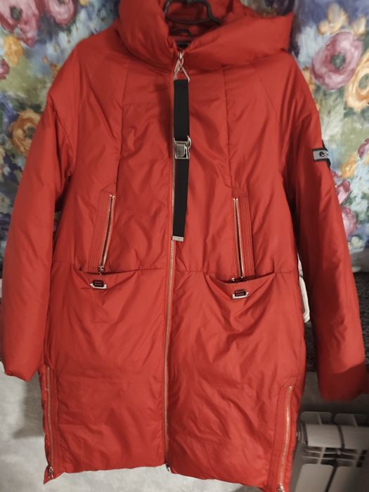 Продам зимову куртку