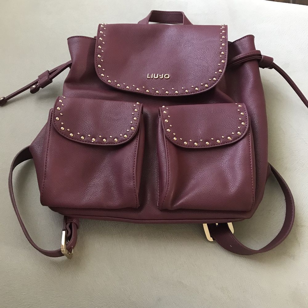 Cudowny, nowy plecak marki Liu Jo w burgundowym kolorze, duzy.