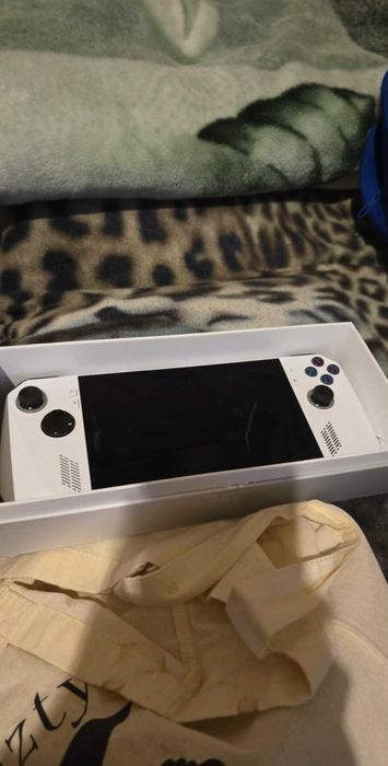 Asus rog ally z1 extreme