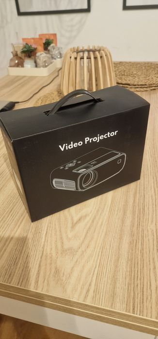 Projector ELEPHAS BL1O8 2025