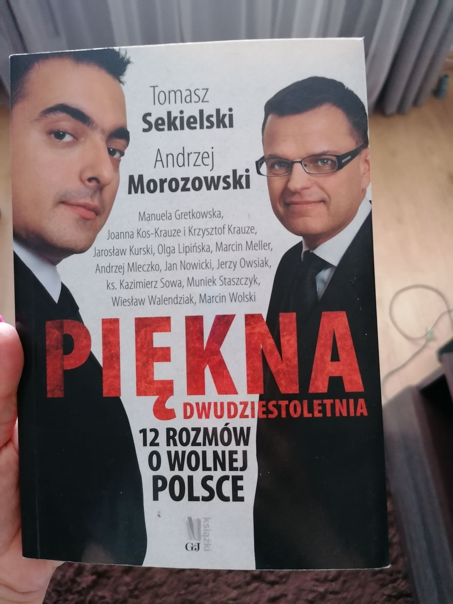 Książka "Piękna dwudziestoletnia. 12 rozmów o Wolnej Polsce"