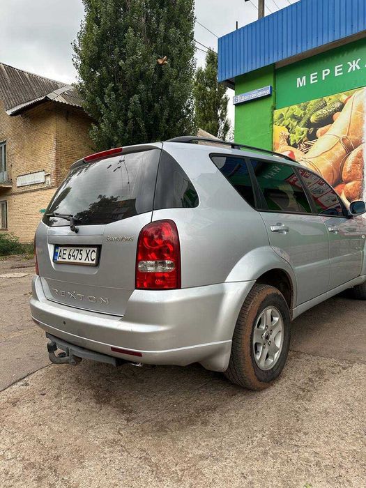 Сан Йонг Рекстон