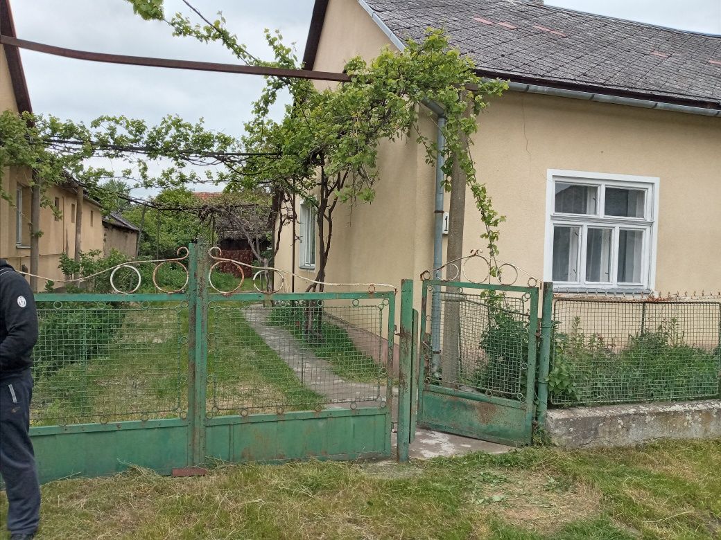 Продаж 4 кімнатного будинка