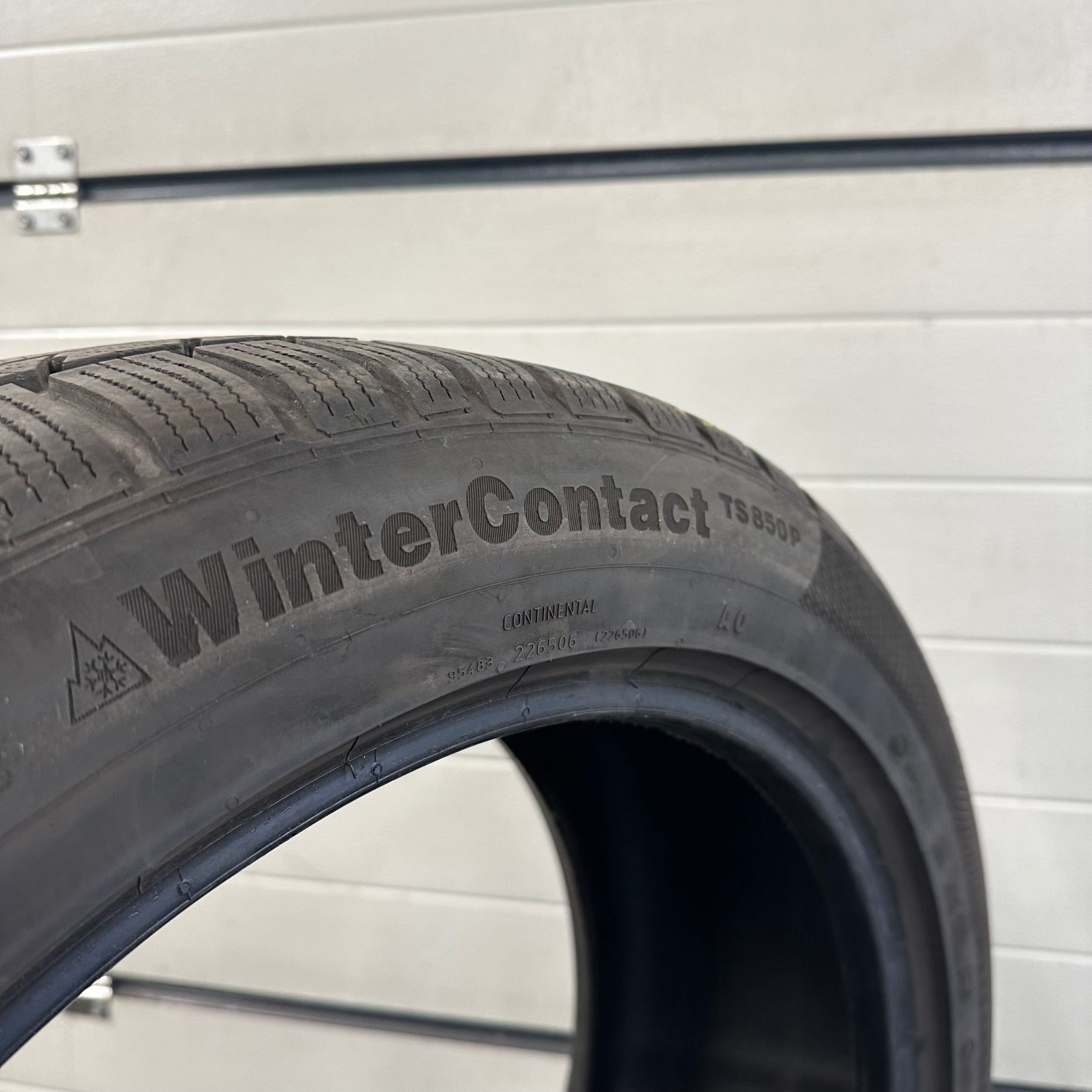 Opony Continental WinterContact TS850P - 255/45/20