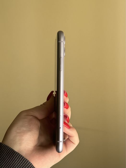 Айфон 11, 128 ГБ