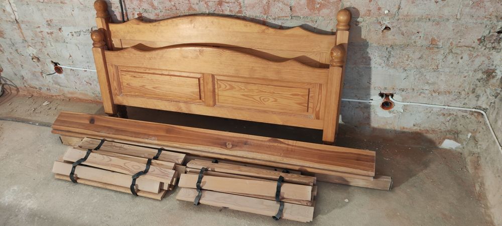 Łóżko sosnowe 150/200