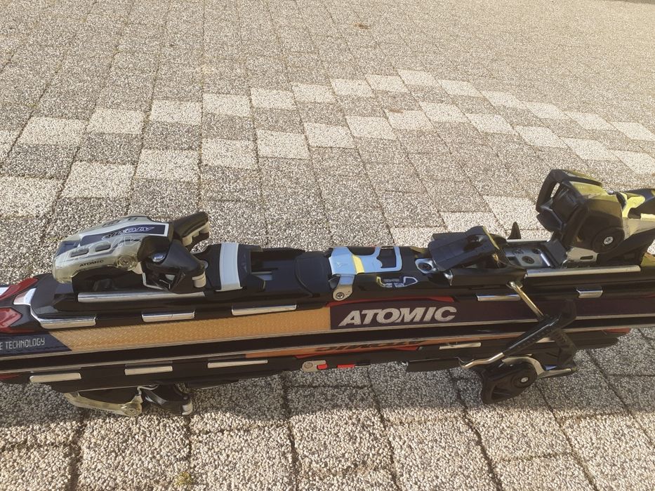 Narty zjazdowe Atomic metron B5i