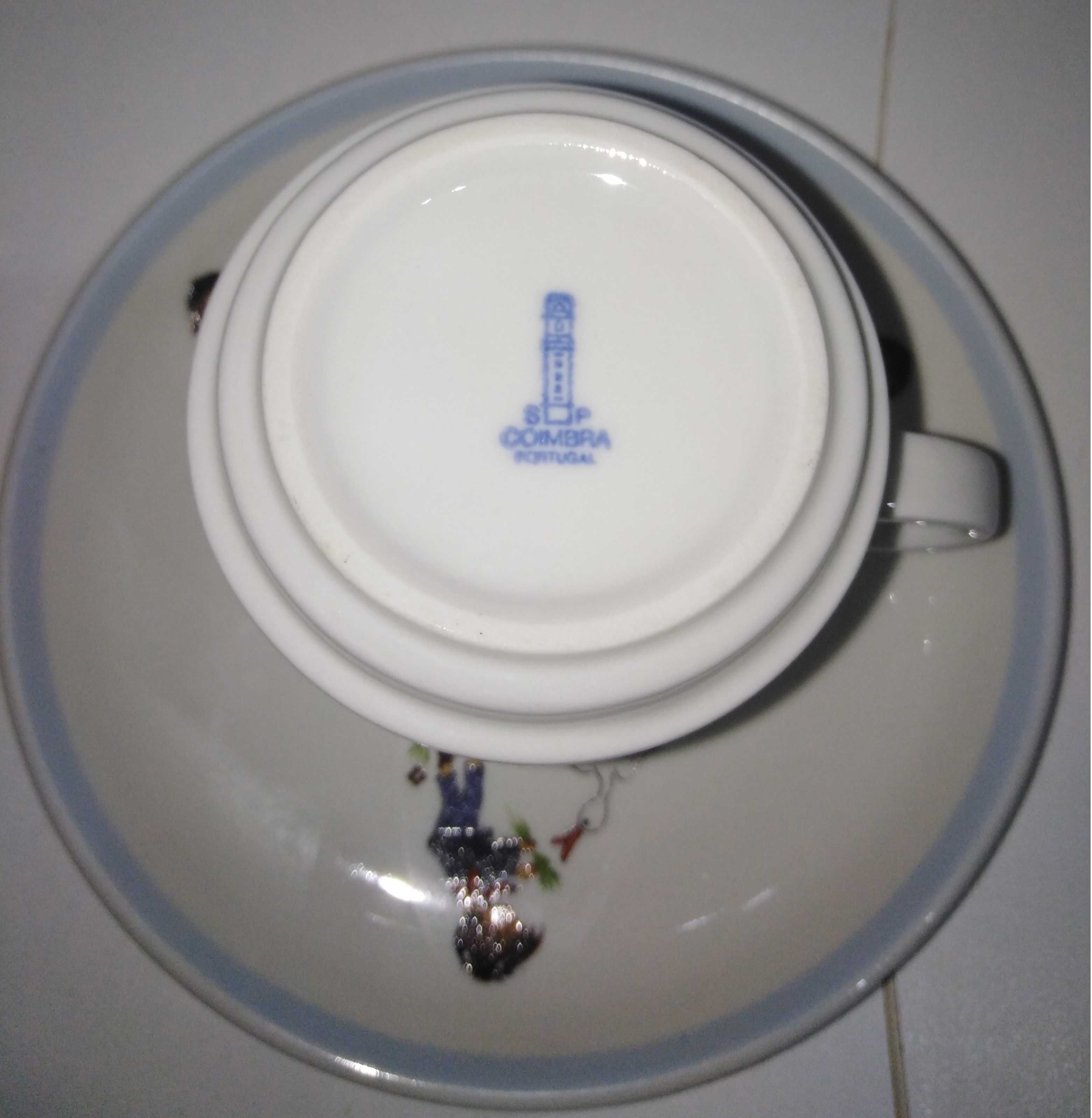 Loiça de Coimbra - Conjunto criança menino vintage