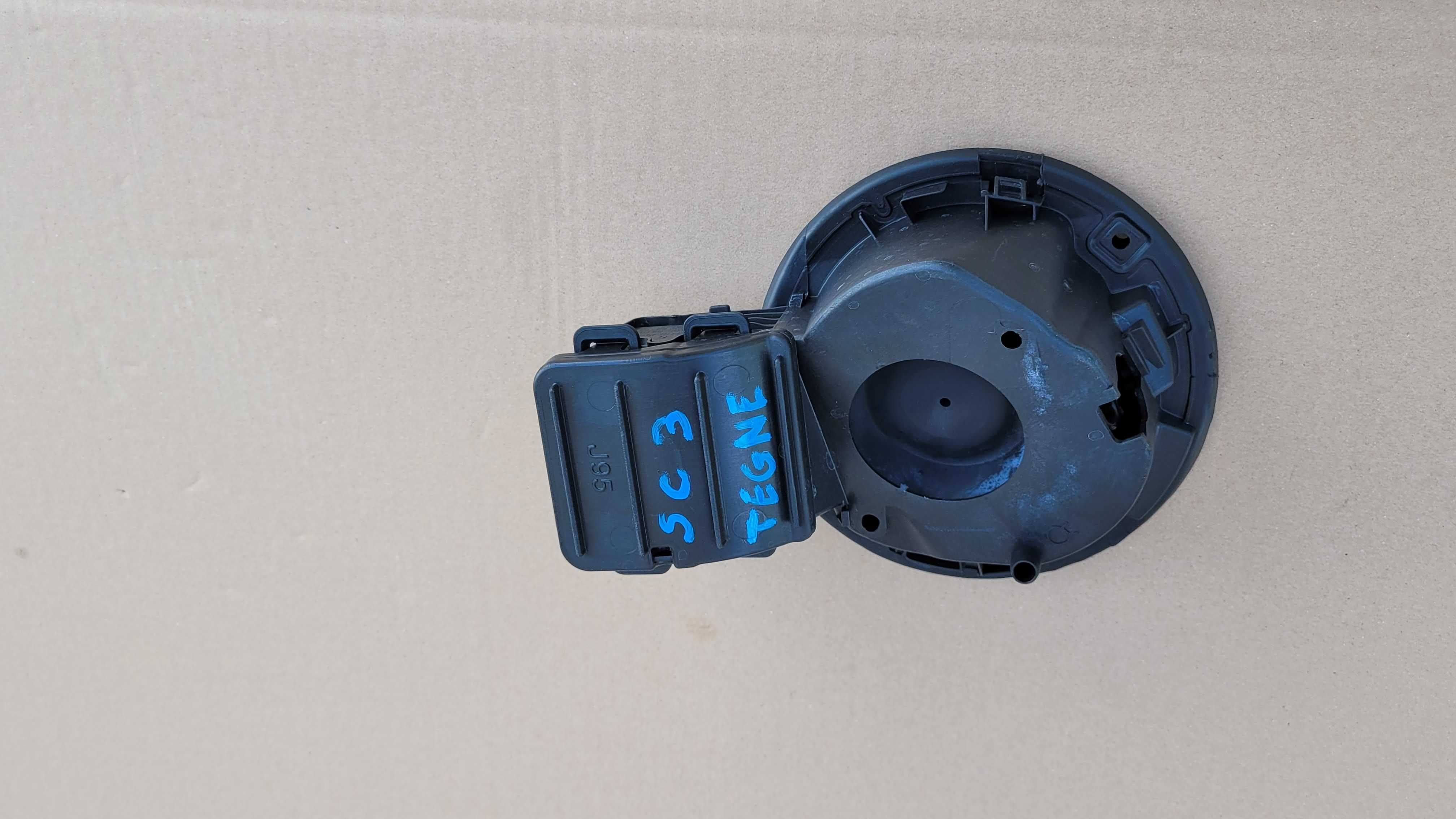RENAULT SCENIC III 3 klapka wlewu paliwa kolor TEGNE