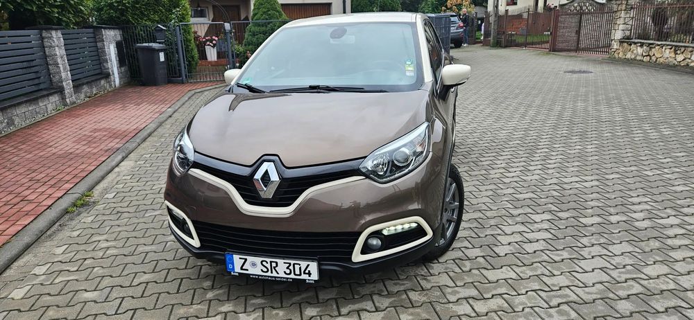 Renault Captur Nawigacja-Kamera-Niski przebieg-pełny serwis-Bezwypadkowy-Oryginał lak