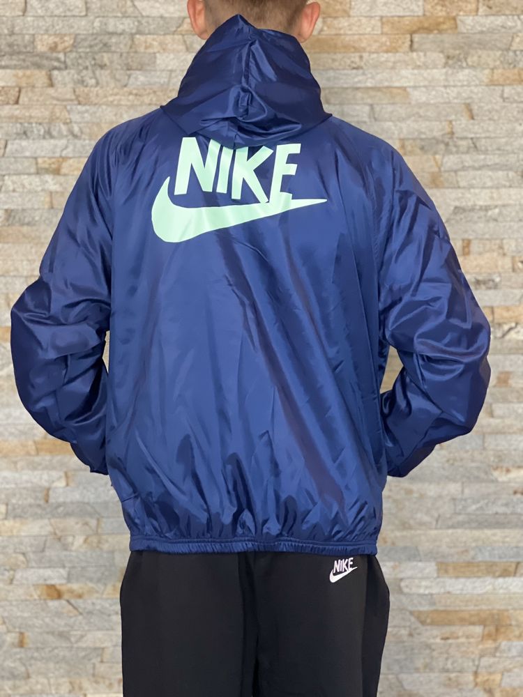 Деміжсезонна куртка Nike