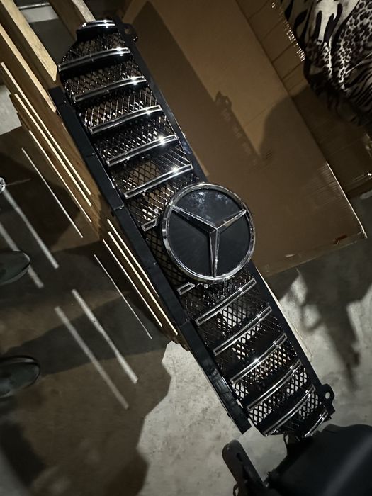 Решітка sprinter w903 2000-2006 308 311 316