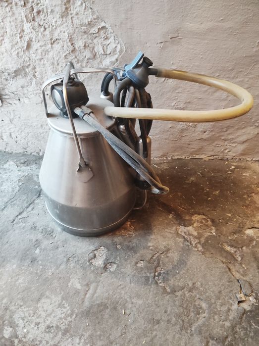 Sprzedam sprzęt do dojenia