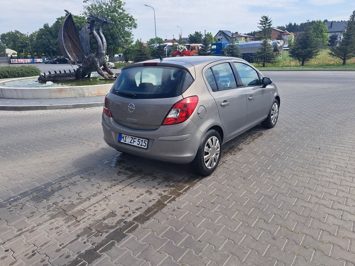 Opel corsa 1.2 b z Niemiec