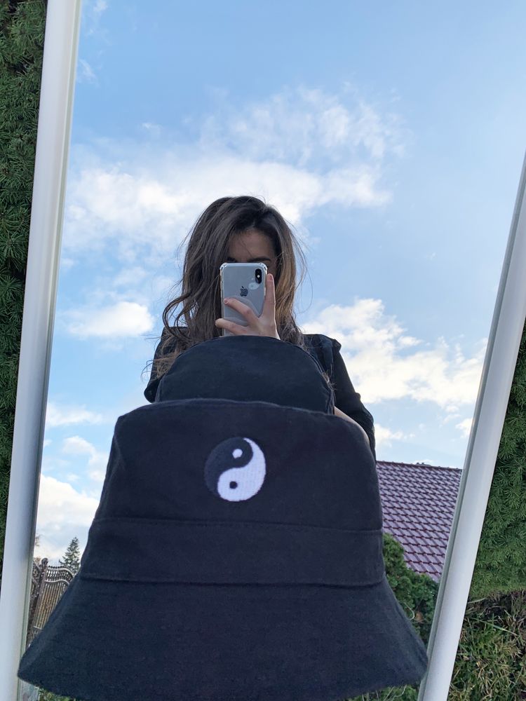 Bucket hat nowy z metkami producent unisex czarny biały