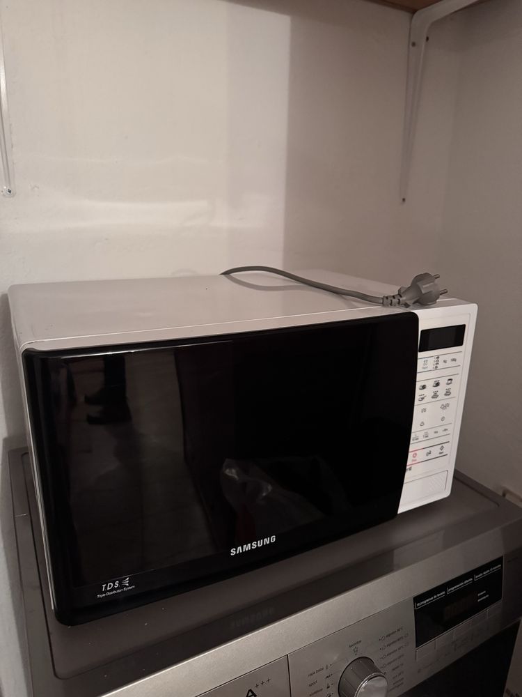 Microondas Samsung com grill