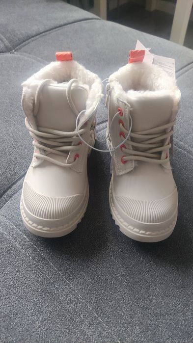 Nowe kultowe buty zimowe, trapery, botki - ocieplane - rozm. 27