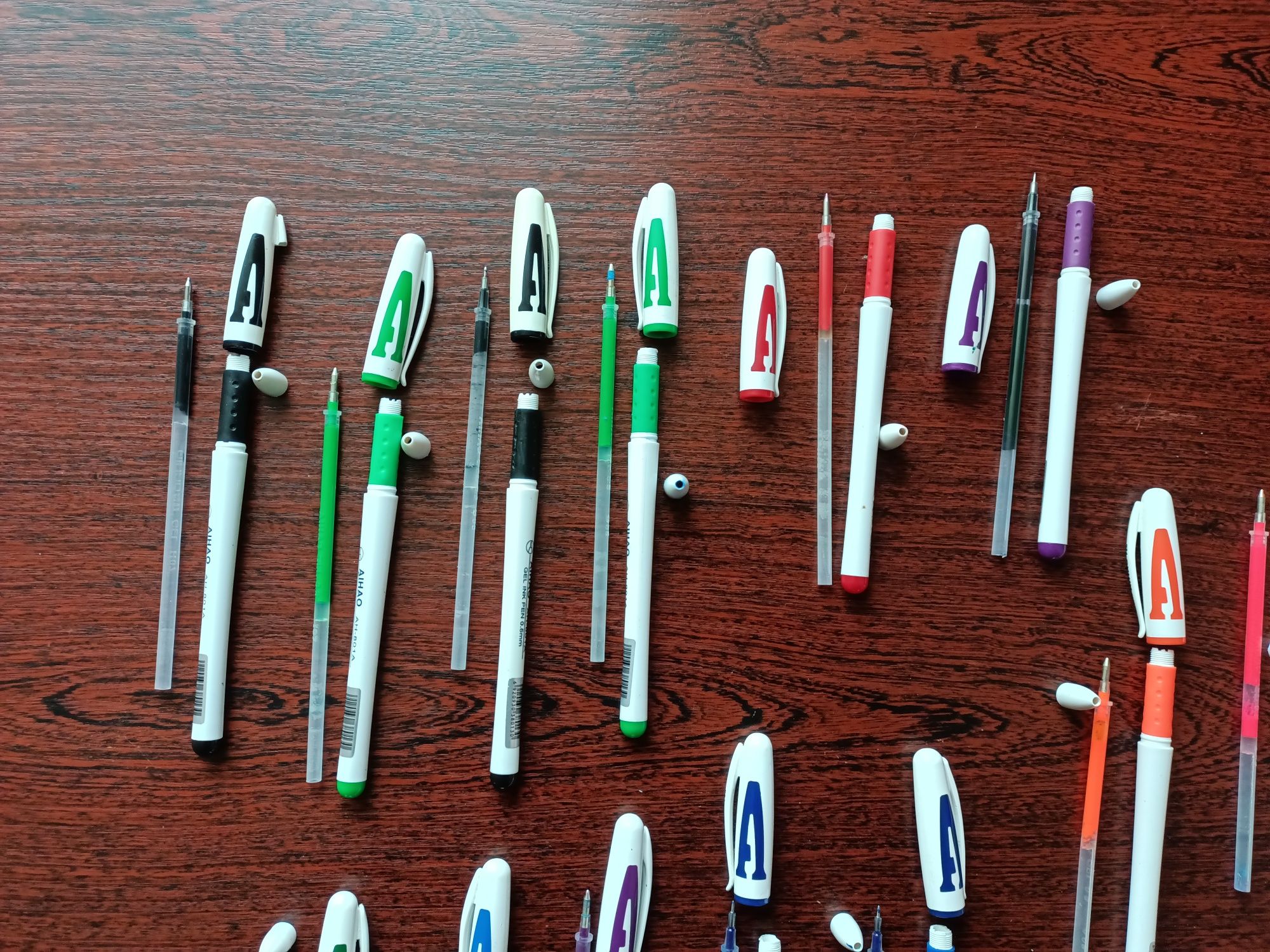 Набір кольорових гелевих ручок Aihao