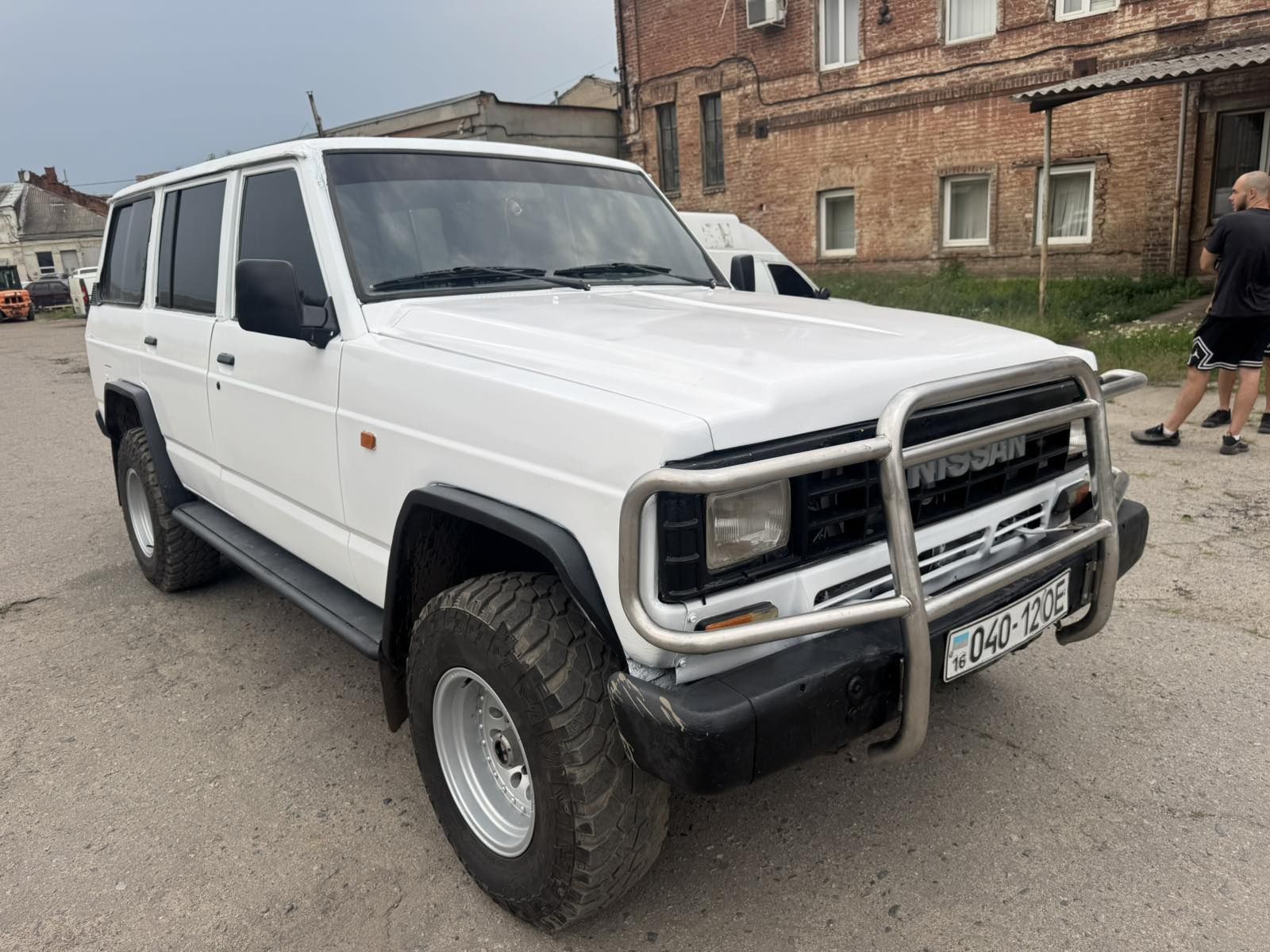 Nissan Patrol 1991рік 2,8дизель повний привід 4х4 гарний