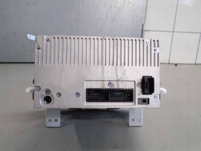 Ssangyong Tivoli 18 Radio Navigacja