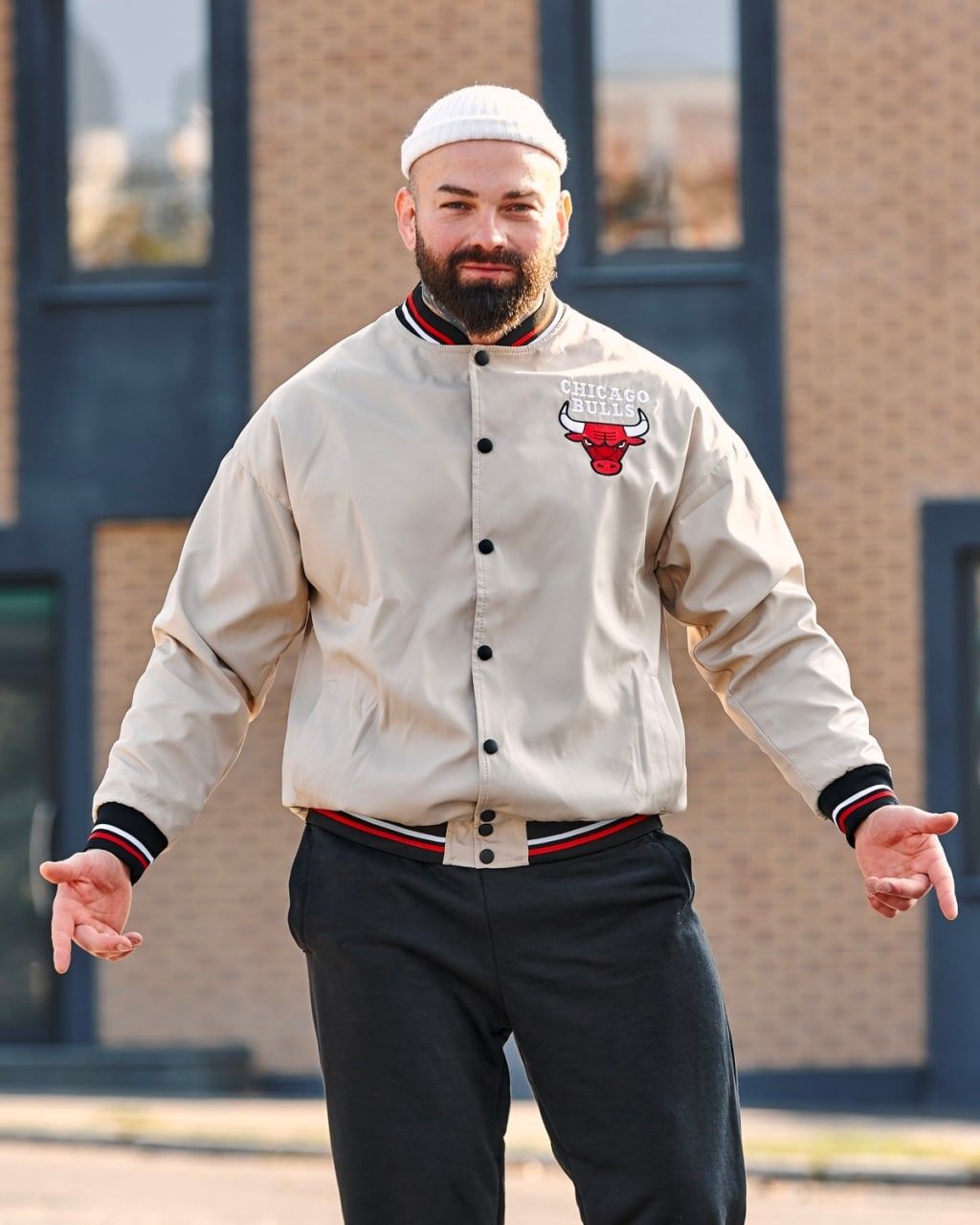 Бомбер Чикаго весна