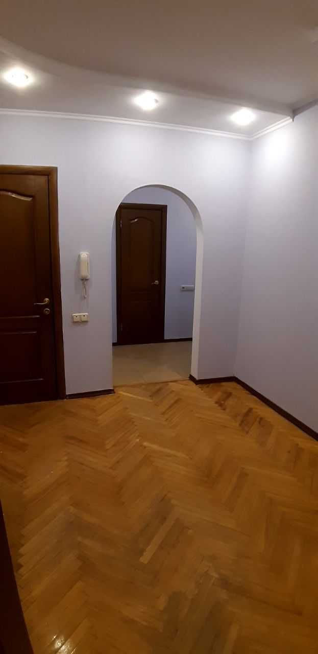 Продам 3-к Драйзера 6А Ремонт Техніка Меблі