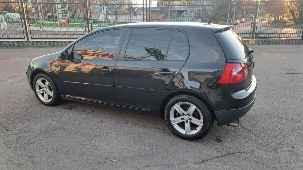 Гольф 5 2008  2.0 бензин