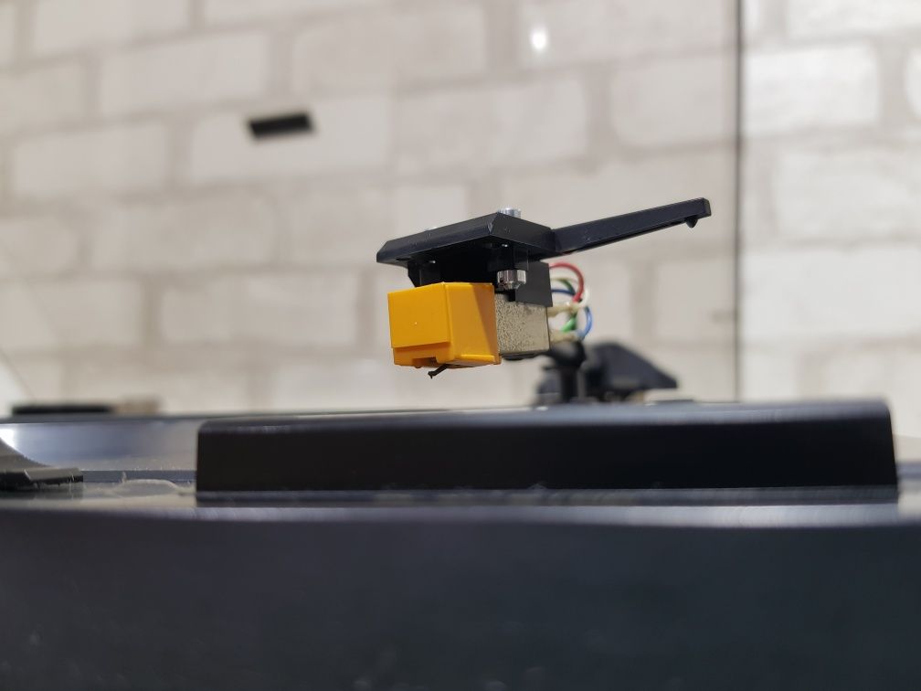 Віниловий програвач PIONEER PL-335, 33/45 об/хв, б/у з Німеччини