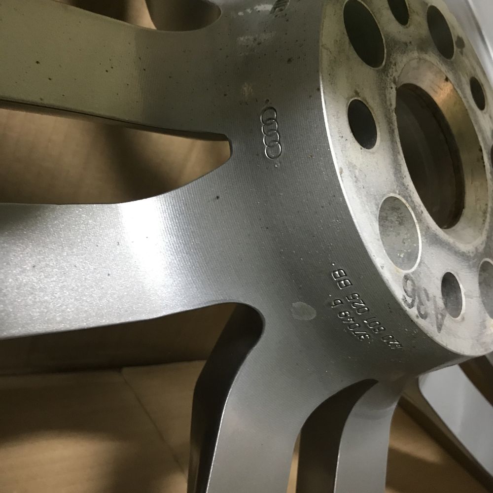 Alufelga R8 GT  5 x112 8,5 J X 19 ET 42