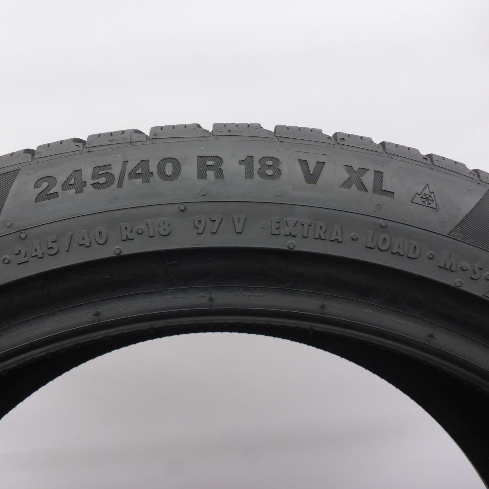 Opony 245/40/18 Continental 245/40R18 97V Zimowe 2020 7-6,4mm