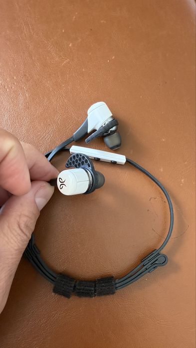 Headphones Bluetooth Earbuds Bluebuds