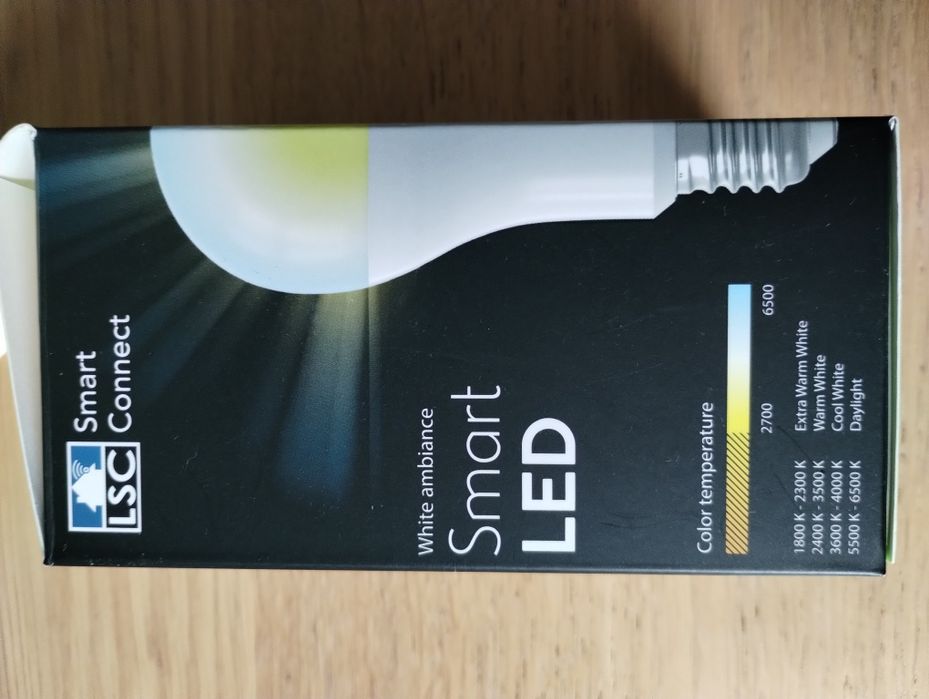 Inteligentna wielokolorowa żarówka LED LSC Smart Connect 4 sztuki