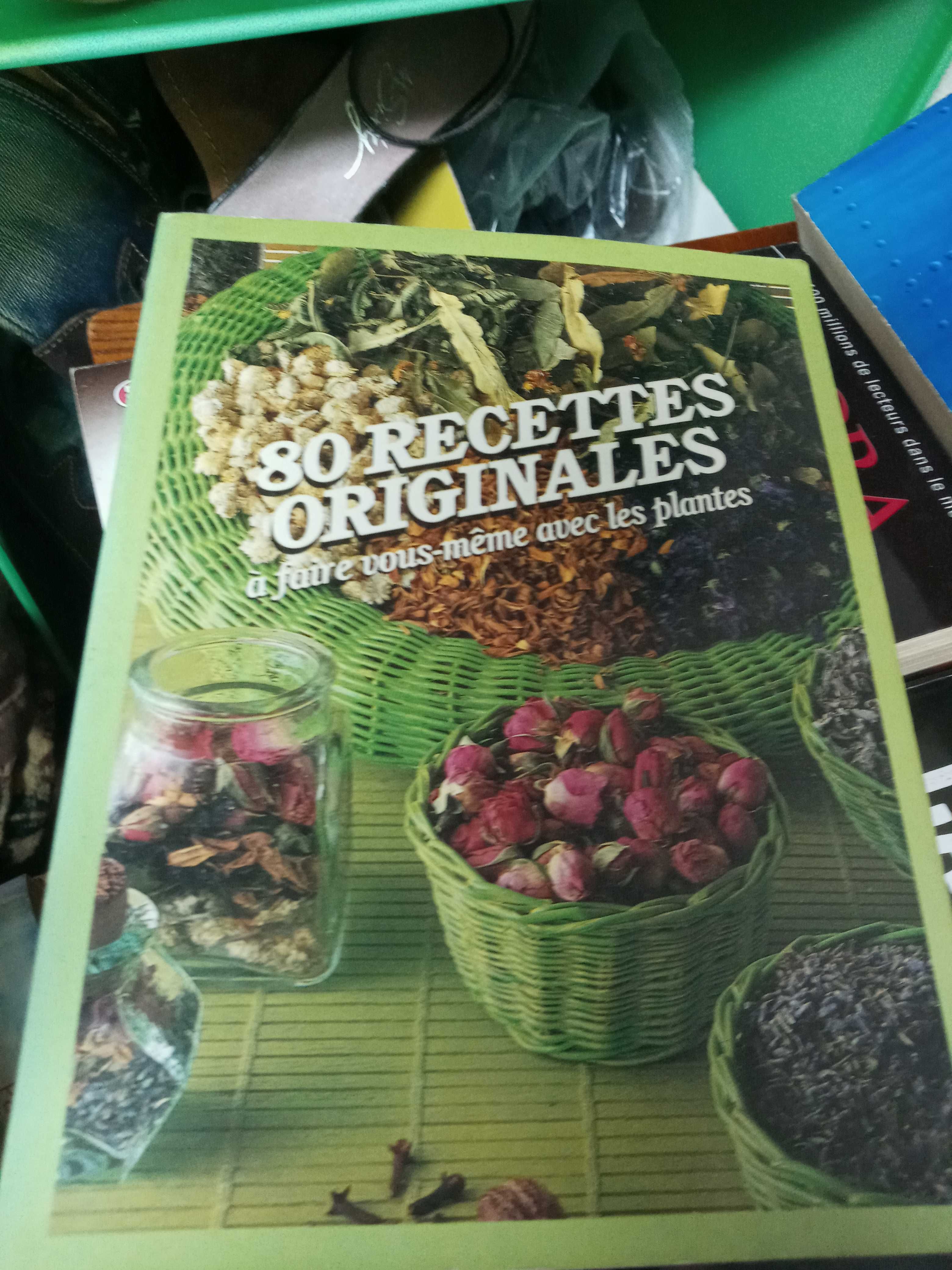 60 livros em bom estado por 20 euros todos em Frances
