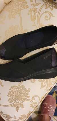 Sapatos conforto pretos