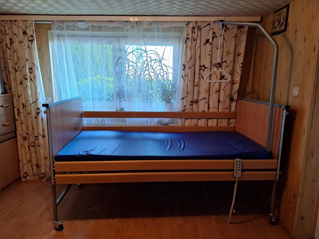 łóżko rehabilitacyjne elektryczne Timago Dream-Tim z materacem