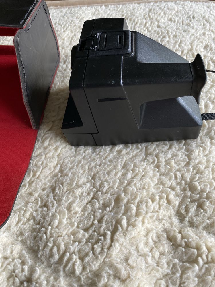 Stary polaroid, aparat fotograficzny sonar autofocus 5000