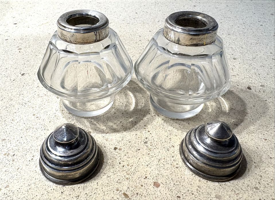 Par de antigos tinteiros em cristal com prata contrastada