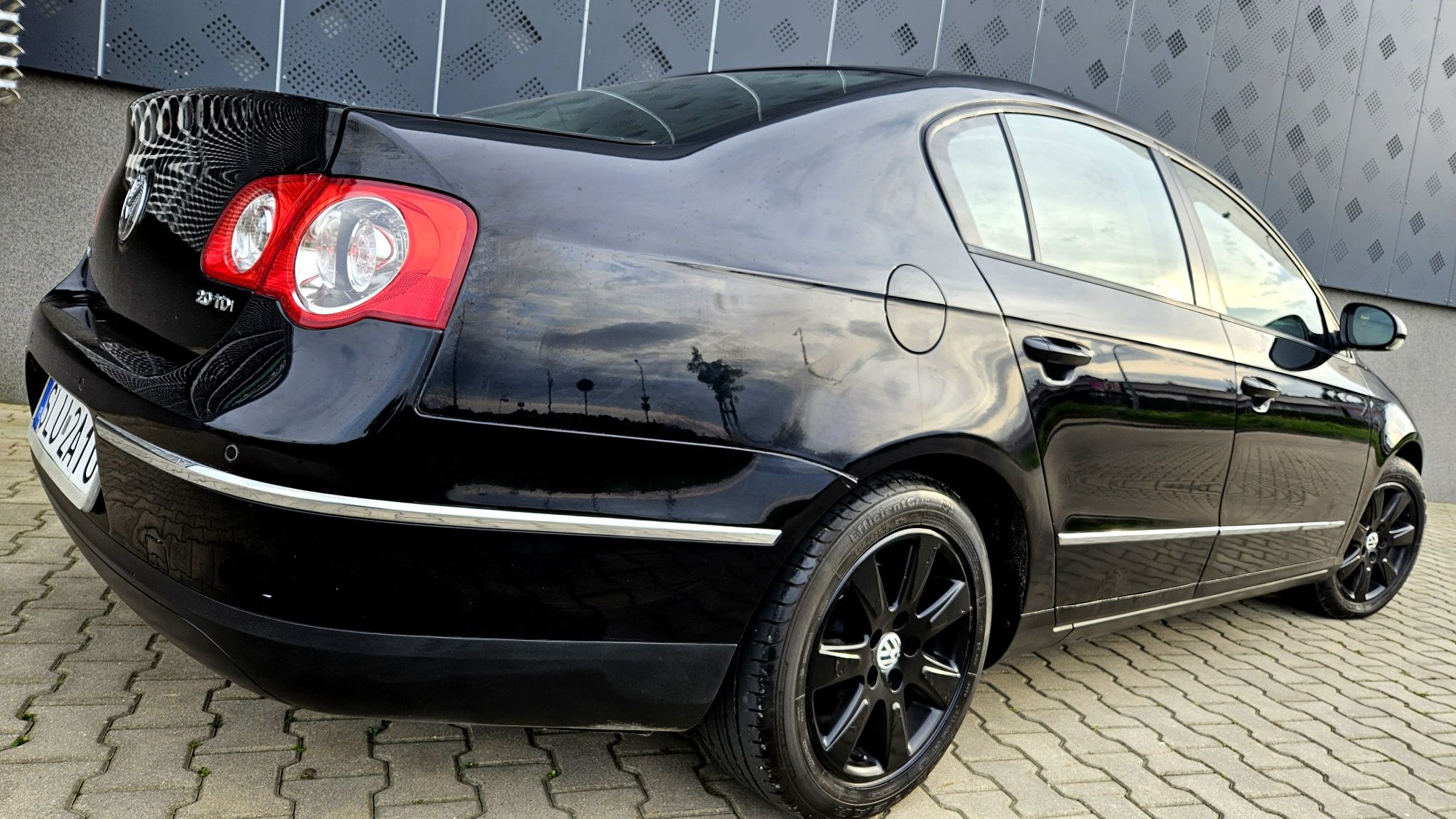 VW PASSAT B6 2.0 TDi 140KM 8V !!Klimatronic ,SEDAN , Ładny , Kubełki!!