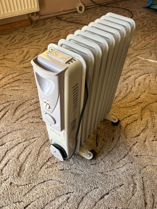 Grzejnik olejowy Ravanson OH-09 – 2000W