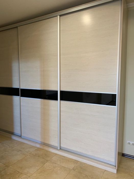 Генератор. Здається без комісії затишна, на сонячну сторону ЖК Митець