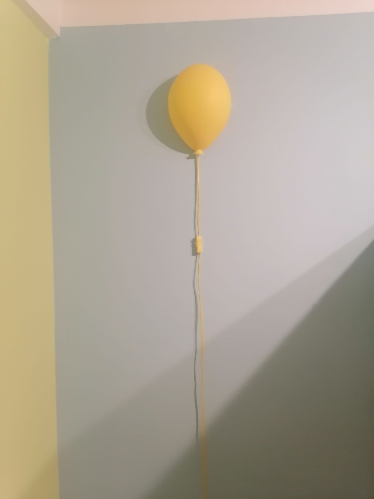 Lampka ścienna dziecięca balonik Ikea