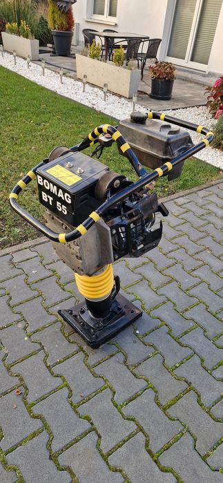 Skoczek Bomag zageszczarka