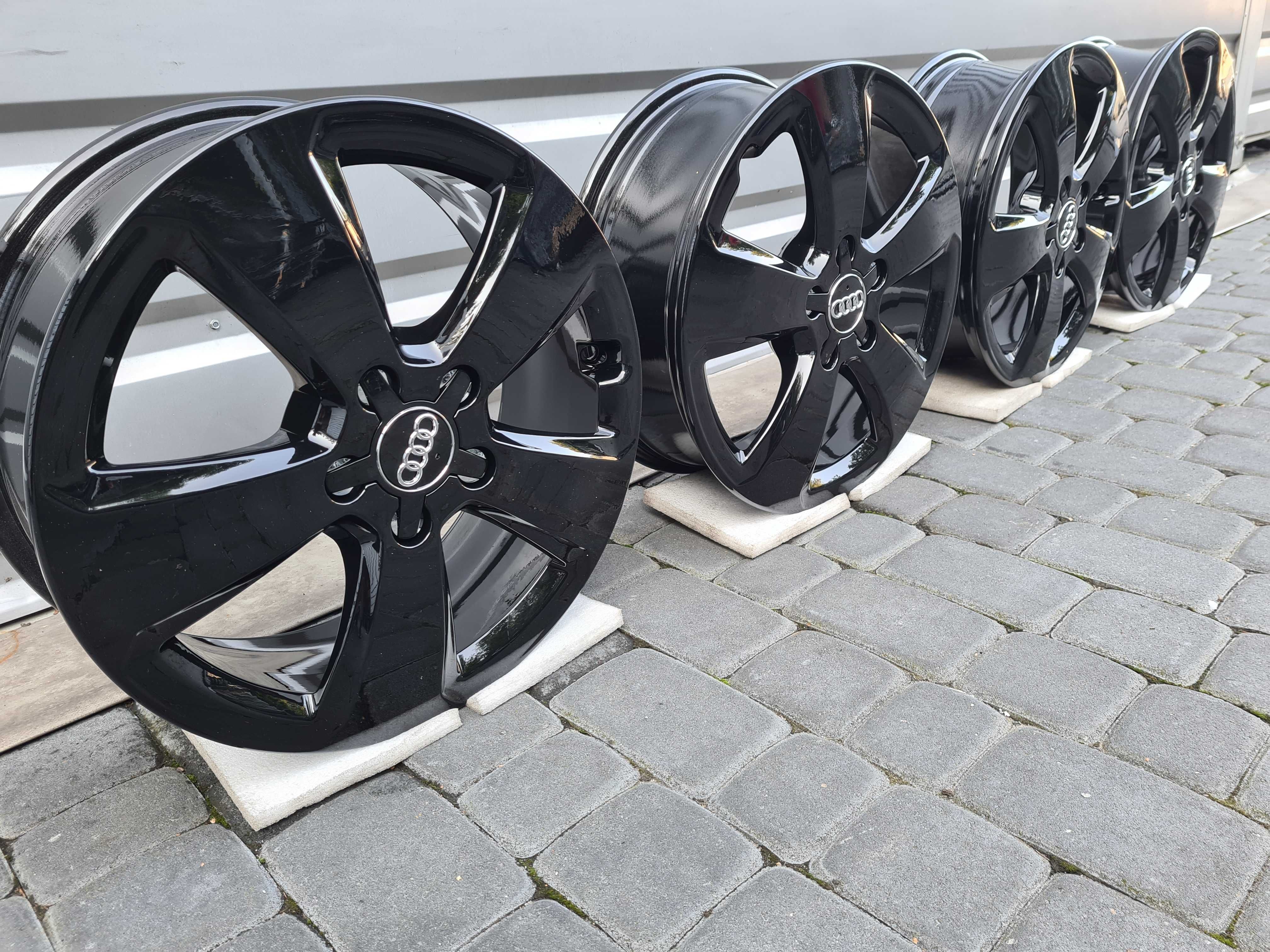 Oryginalne Felgi Audi 17" A3 A4 A6 Q2 TT