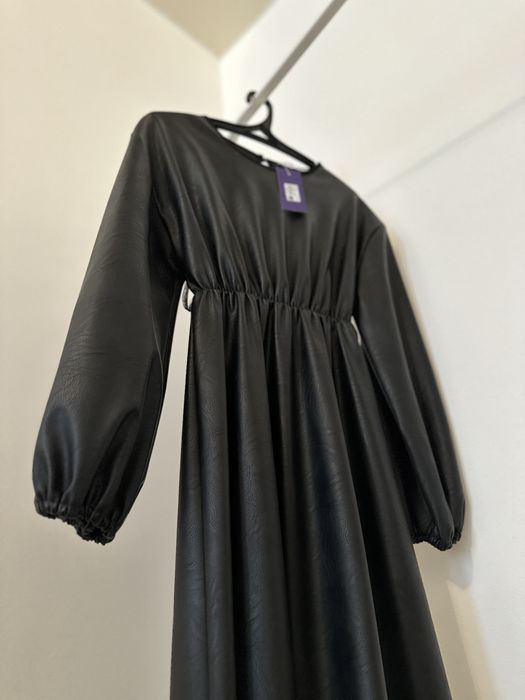 Шкіряна італійська сукня міді J-Clair