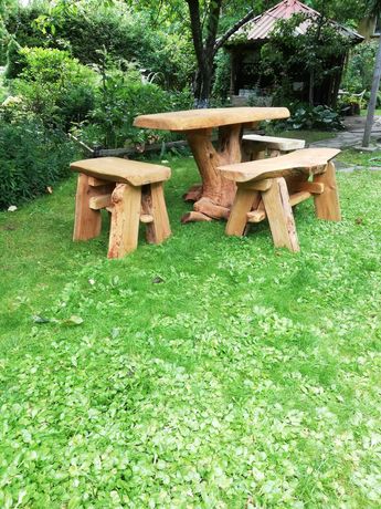 Stół ogrodowy, tarasowy z drewna naturalnego