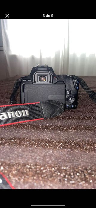 VENDE-SE Máquina Fotográfica EOS 250D