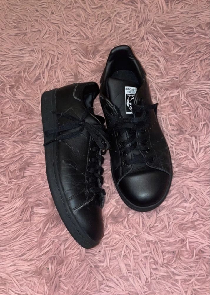 Czarne adidas stan smith 39