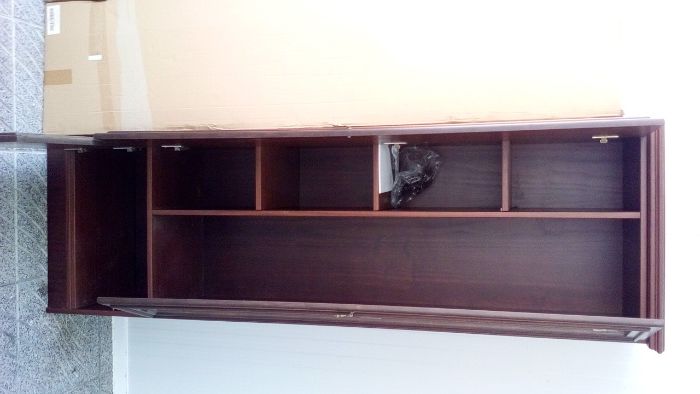 Móvel alto, em mogno - Quarto, escritório, sala ou hall de entrada?