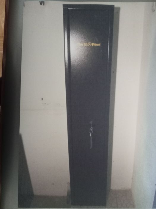 Cofre para duas espingardas de caça